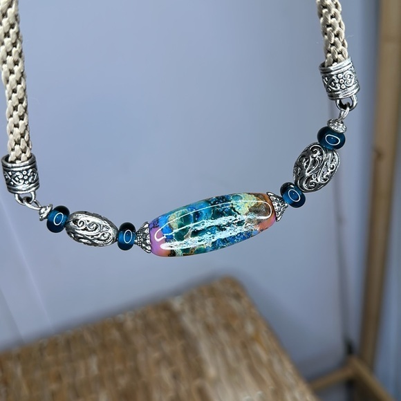 Jewelry - Necklace handmade centerpiece with silver and beads‎
